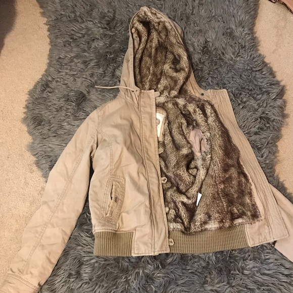 Abercrombie and Fitch Jacket - Picture 2 of 4